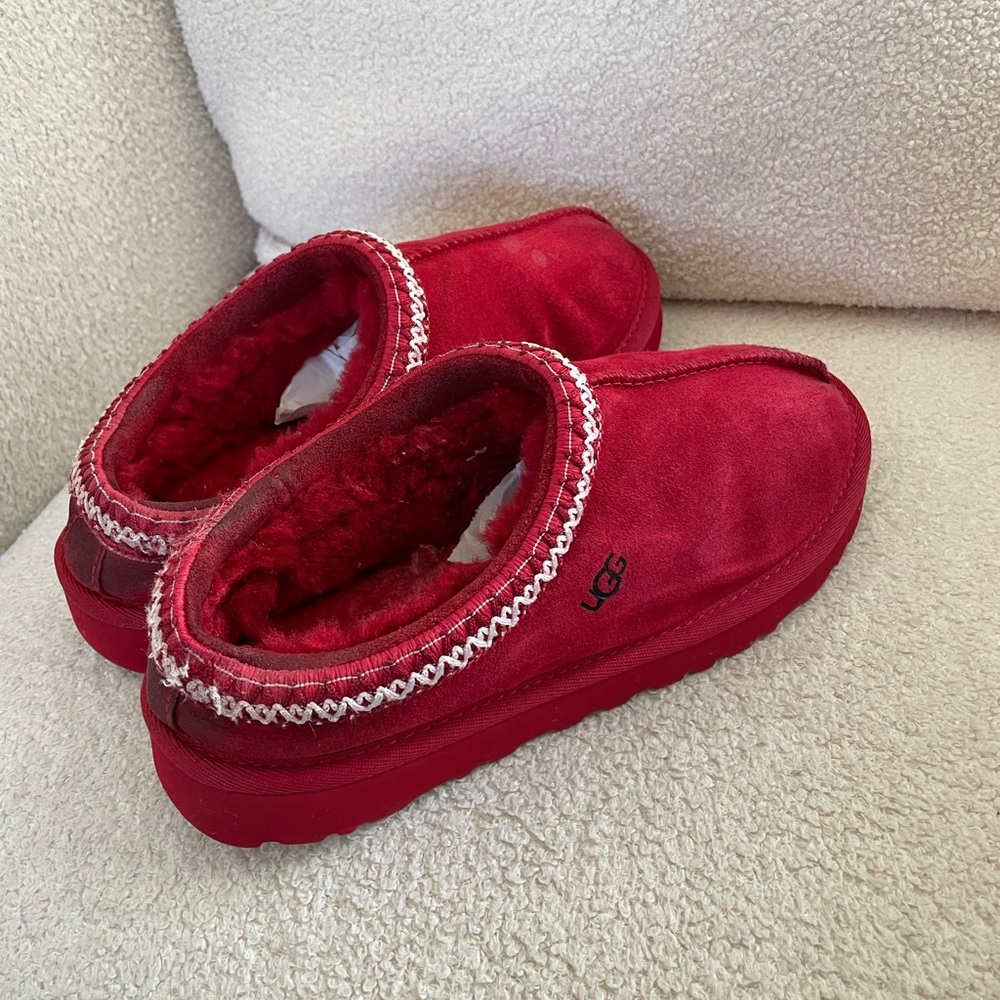 UGG Tasman Rare Samba Red With Red Sole Suede Sheepskin Slip-ons Size 7